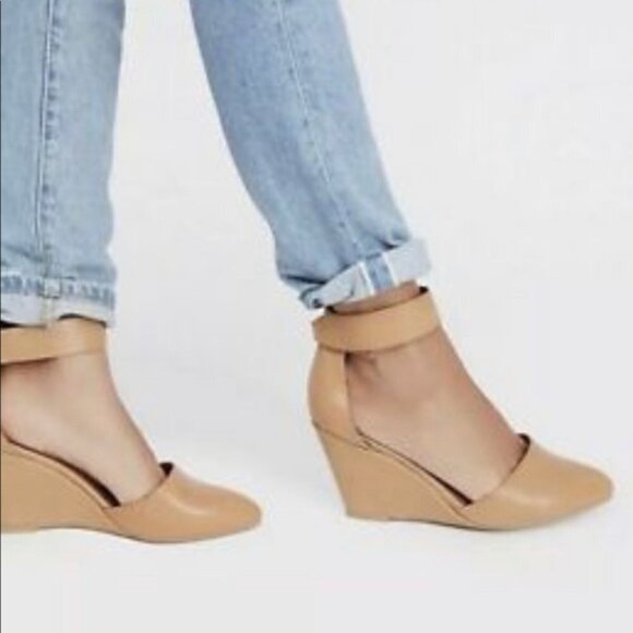 Jeffrey Campbell Tan Leather Wedge Sandals 6 Ankle strap - Picture 2 of 12